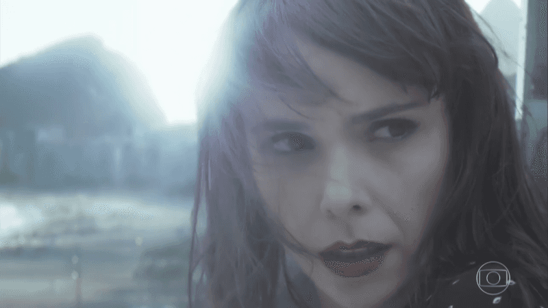 Irene (Débora Falabella) em cena de "A Força do Querer" (Foto: Reprodução/Globo)