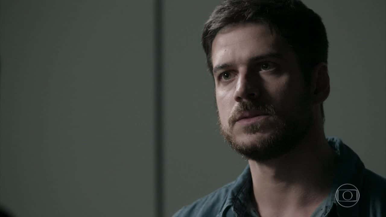Zeca (Marco Pigossi) em cena de "A Força do Querer" (Foto: Reprodução/Globo)