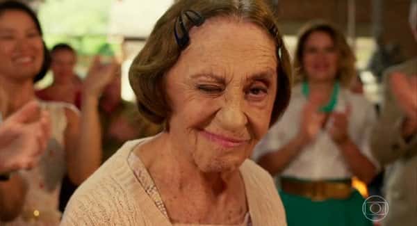 A atriz Laura Cardoso, de 91 anos, está fora de nova novela da Globo. (Foto: Reprodução/Globo)