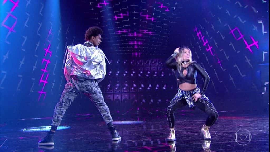 Adriane Galisteu dançando funk. (Foto: Reprodução)