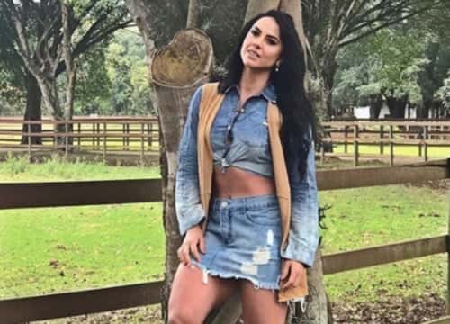 Graciele é insegura com corpo (Foto: Reprodução)