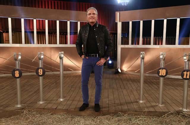 Roberto Justus apresenta "A Fazenda" (Foto: Divulgação)