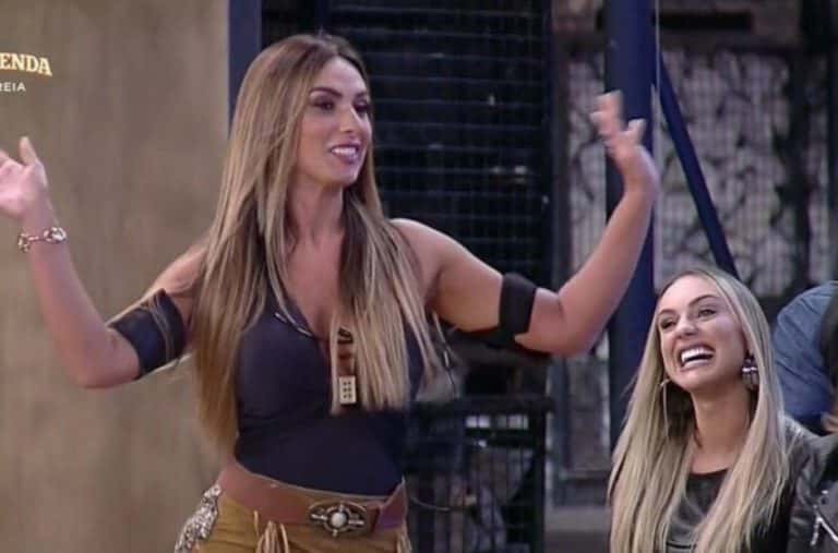 Nicole enfrenta Monick na Roça (Foto: Reprodução)