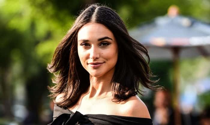 Débora Nascimento pode integrar elenco de "Verão 90 Graus". (Foto: AGNews)