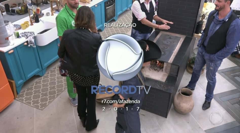 Encerramento do programa. Foto - reprodução.
