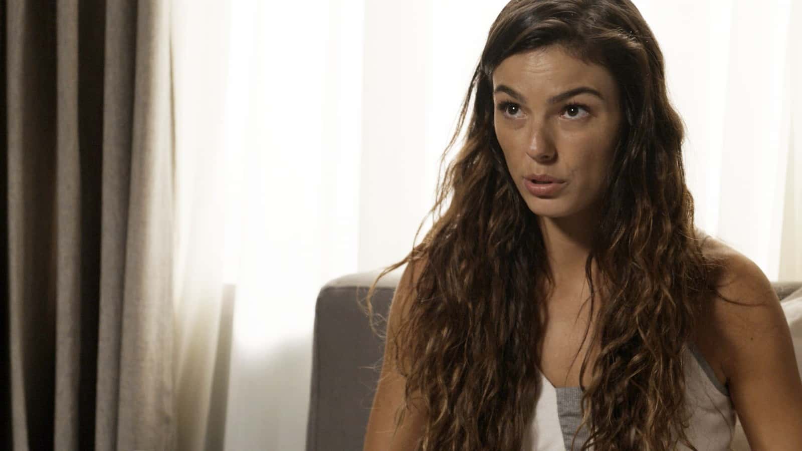 Ritinha mente para Ruy na novela "A Força do Querer". (Foto: TV Globo)