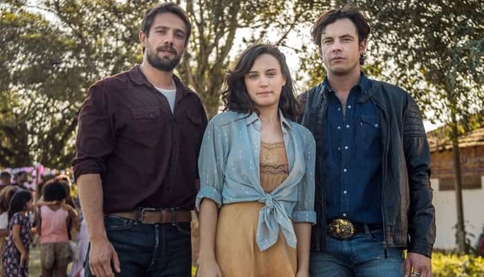 Rafael Cardoso, Bianca Bin e Sergio Guizé em O Outro Lado do Paraíso (Foto: Divulgação/Globo)
