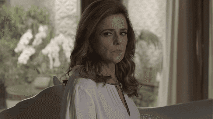 Marieta Severo em "O Outro Lado do Paraíso" (Foto: Reprodução)