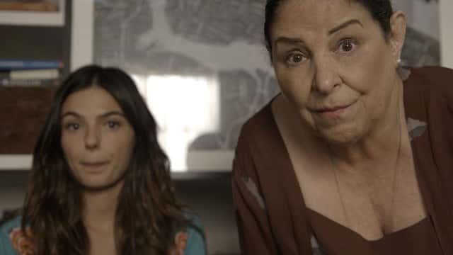 A atriz Cláudia Mello trocou a Globo pela Record. (Foto: Reprodução/Globo)