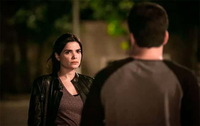 Será que Antônia ainda é apaixonada por Júlio? (Foto: Divulgação/Globo)