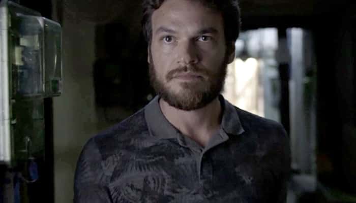 Emílio Dantas em cena de A Força do Querer. (Foto: Divulgação/Globo)