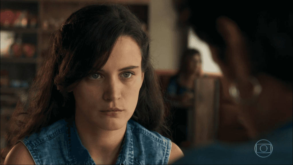 Clara em O Outro Lado do Paraíso (Foto: Reprodução)