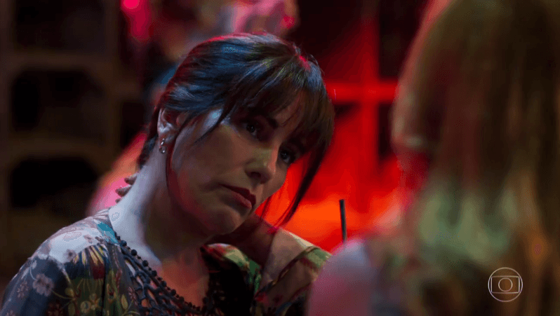 Duda (Gloria Pires), dona de bordel em O Outro Lado do Paraíso (Foto: Reprodução/Globo)