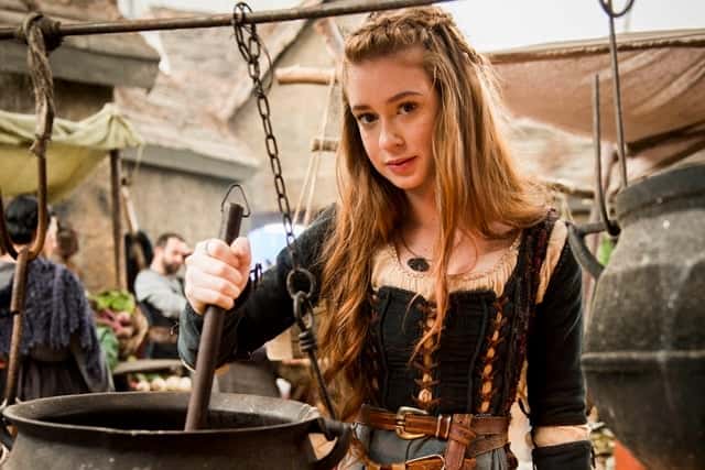 Amália (Marina Ruy Barbosa) em Deus Salve o Rei (Foto: Globo/João Miguel Júnior)