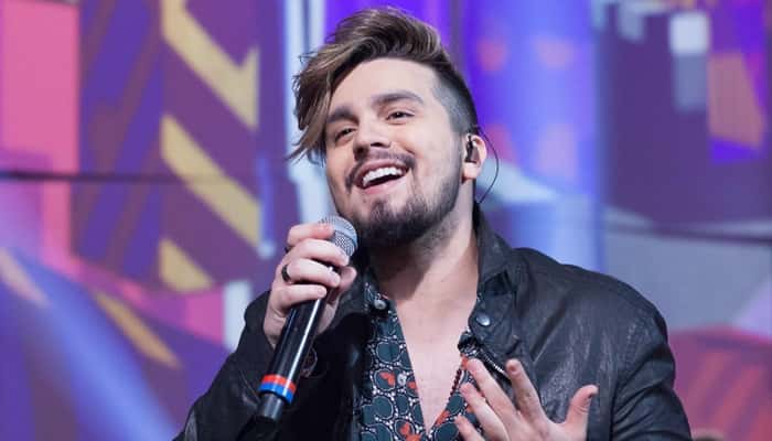 Luan Santana durante participação no Conversa com Bial (Foto: Globo/Patrícia Stavis)