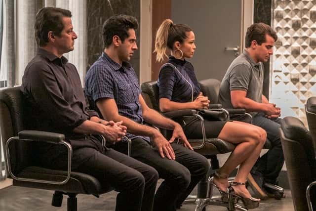 Malagueta, Agnaldo, Sandra Helena e Júlio em cena de Pega Pega (Foto: Globo/Paulo Belote)