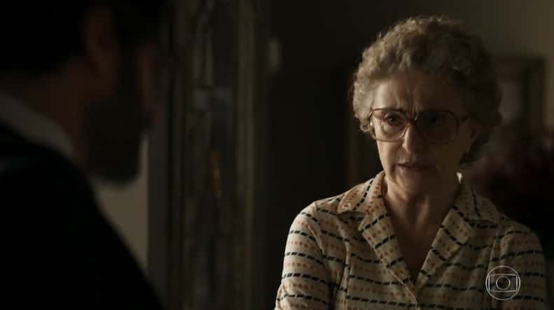 Adnéia vai tomar atitude surpreendente ao descobrir que o filho é gay. (Foto: Reprodução/Globo)