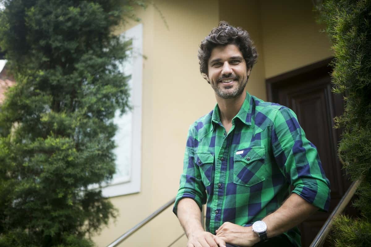 O ator Bruno Cabrerizo fez sua estreia na novela Tempo de Amar. (Foto: Gshow)