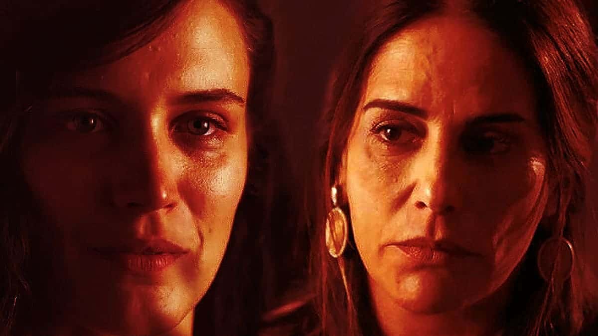 Clara e Duda na novela (Foto: Reprodução)