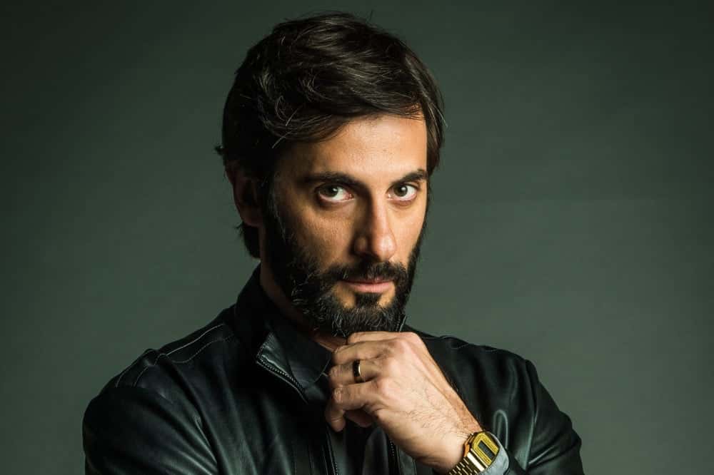 Flavio Tolezani. O delegado Vinícius abusa da enteada Laura, em "O Outro Lado do Paraíso" (Raquel Cunha/Rede Globo)