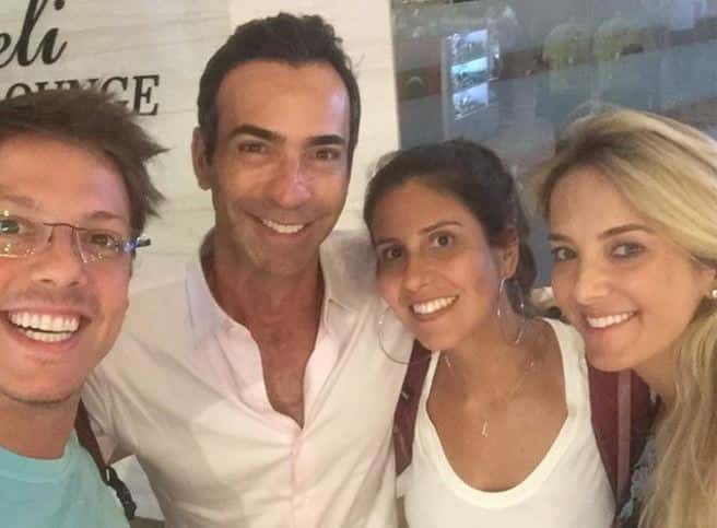 Porchat encontrou com Ticiane e Tralli em aeroporto (Foto: Reprodução/Instagram)