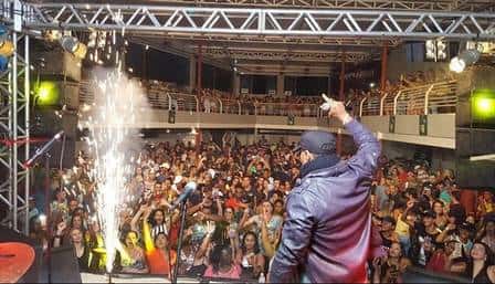 Naldo lotou show em Minas Gerais. (Foto: Reprodução)