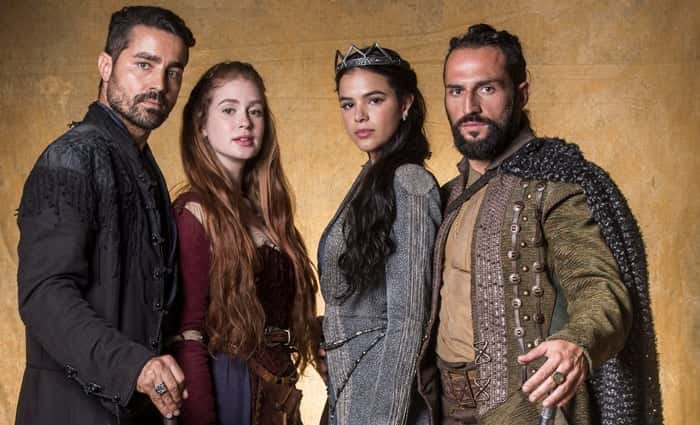 Ricardo, Marina Ruy Barbosa, Bruna Marquezine e José Fidalgo (Foto: Globo/João Miguel Júnior)