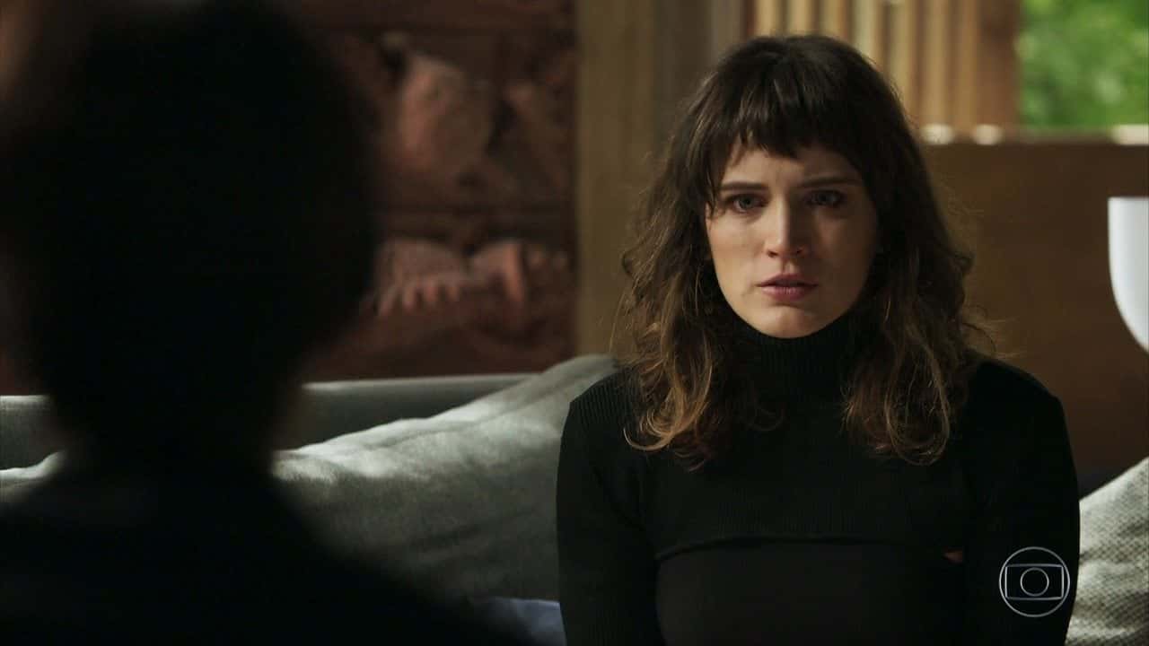 Clara em O Outro Lado do Paraíso (Foto: Reprodução/Globo)