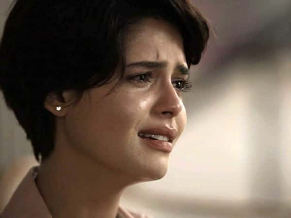 Adriana em O Outro Lado do Paraíso. (Foto: Reprodução/Globo)