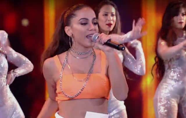 Anitta no palco do Domingão (Foto: TV Globo)