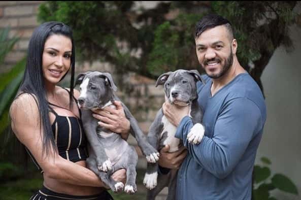 O cantor Belo e a mulher Gracyanne Barbosa. (Foto: Reprodução/Instagram)
