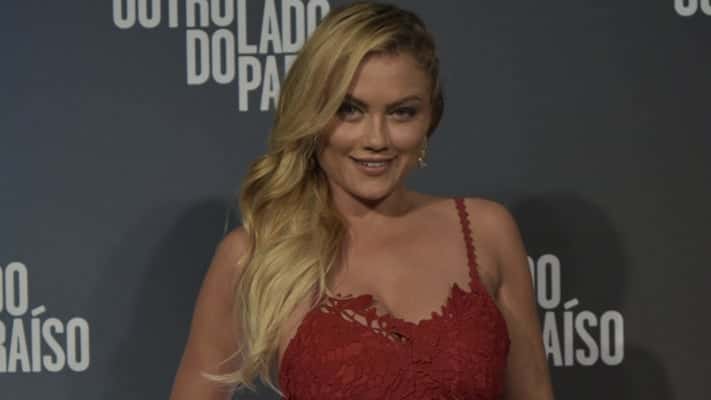 Ellen Rocche dá vida à Suzy em O Outro Lado do Paraíso. (Foto: Divulgação)