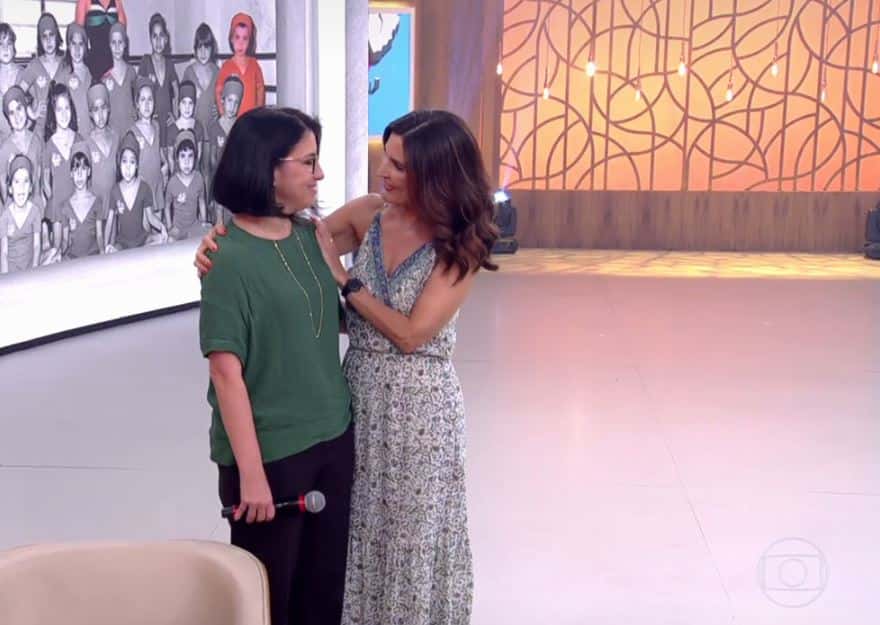 Fátima Bernardes e ex-aluna (Foto: Reprodução)