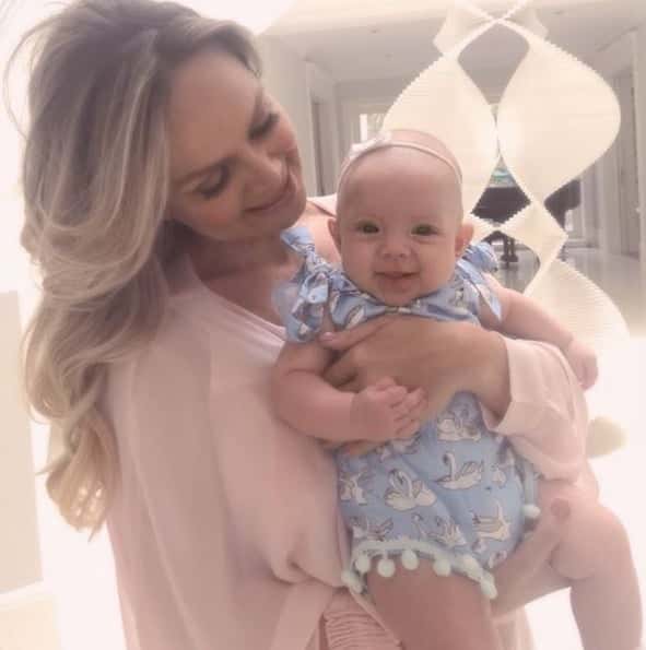 A apresentadora Eliana e a filha Manuela. (Foto: Reprodução/Instagram)