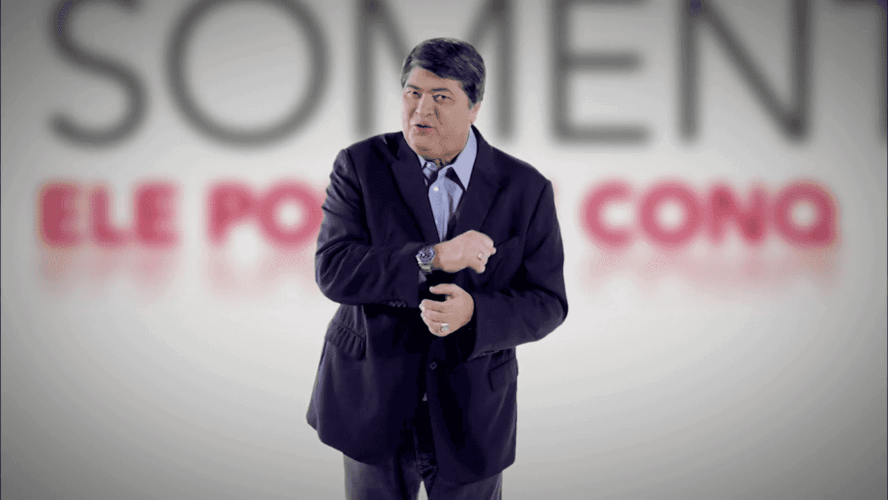 José Luiz Datena comanda o Agora é Com Datena. (Foto: Reprodução)