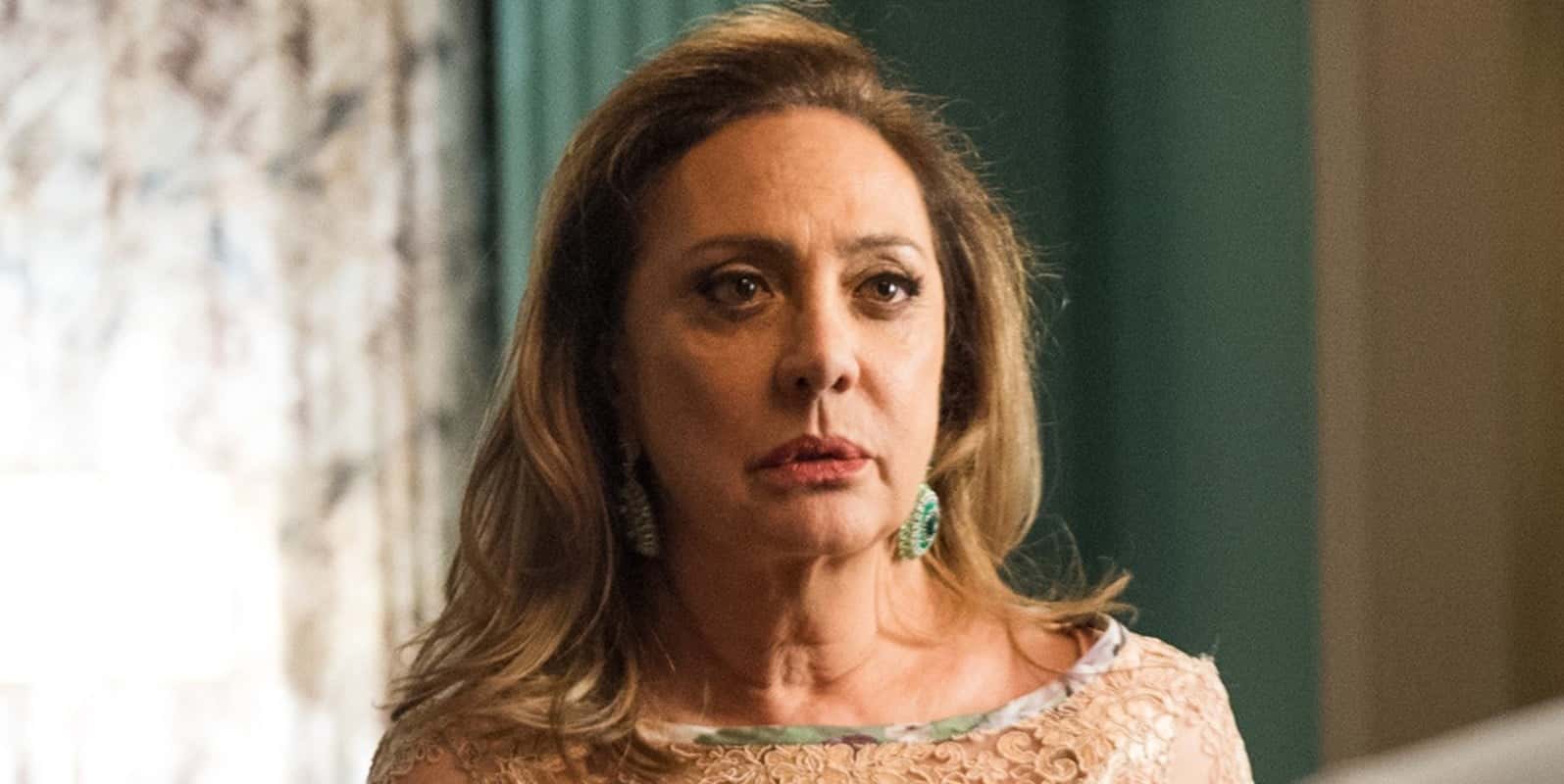 Nádia é ameaçada (Foto: Reprodução)