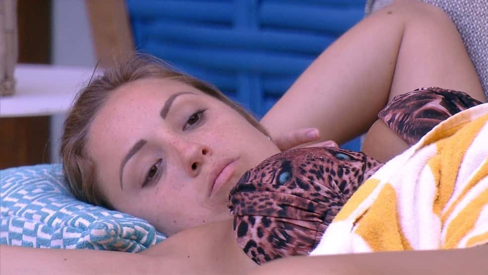 Jéssica não quis ajudar (Foto: Reprodução)