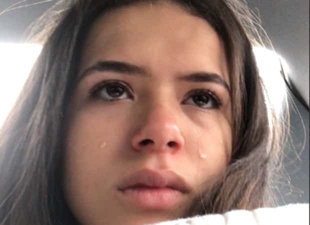 Maísa cai no choro (Foto: Reprodução)