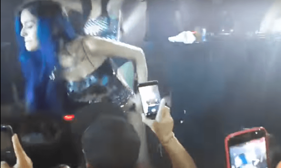 Tati Zaqui não aceitou o desaforo e tomou atitude (Foto: Reprodução)