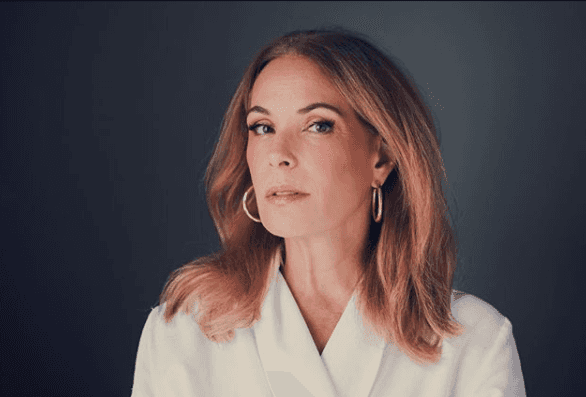 A atriz Carolina Ferraz é um dos nomes que não tem mais contrato com a Globo. (Foto: Reprodução/Instagram)