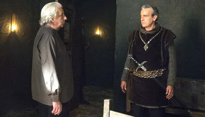 Augusto (Marco Nanini) e Otávio (Alexandre Borges) em cena de Deus Salve o Rei (Foto: Divulgação/Globo)