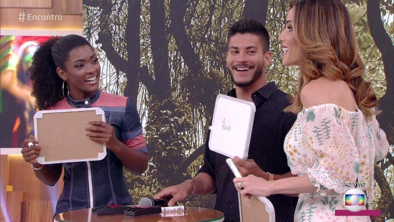 Ana Furtado segue com as gafes (Foto: Reprodução)