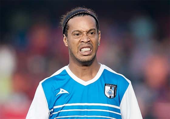Ronaldinho Gaúcho está cheio de dívidas com a Justiça (Foto: Omar Martinez/Mexsport)