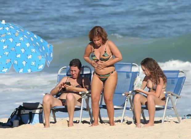 Claudia Rodrigues com a Isa e Adriane (Foto: AgNews)