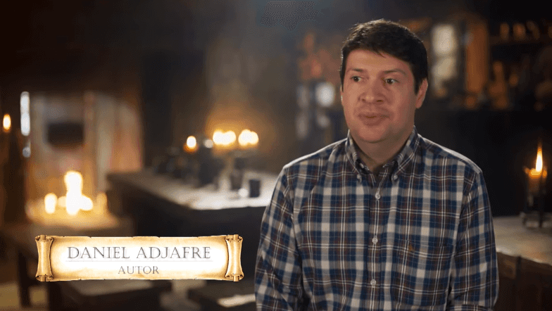 O autor de Deus Salve o Rei Daniel Adjafre. (Foto: Reprodução/TV Globo)