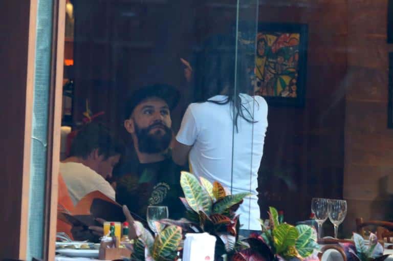 Gleici e Wagner almoçam juntos em clima de romance no Rio de Janeiro (AGNEWS)