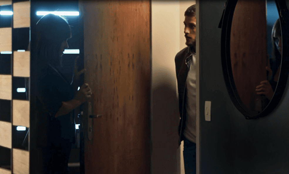 Os dois ficaram cara a cara (Foto: Reprodução)