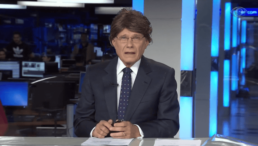 Ricardo Boechat de peruca no Jornal da Band. (Foto: Reprodução)