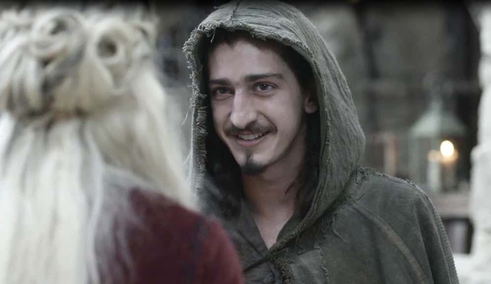 Rodolfo faz proposta a Glória em Deus Salve o Rei. (Foto: TV Globo)