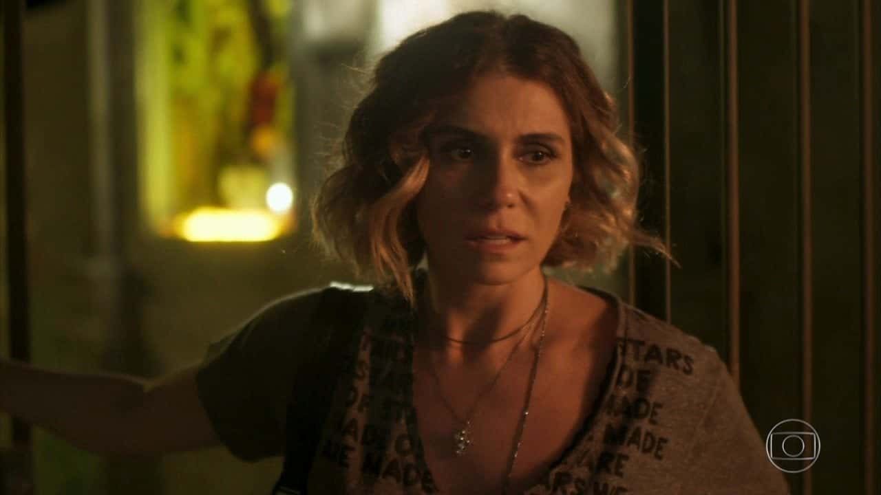 Luzia terá a sua farsa descoberta pela filha (Foto: Reprodução)